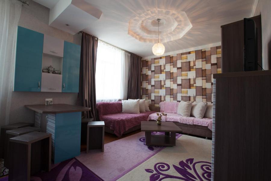 Apartments On Mustafa Ozturk Almaty Esterno foto